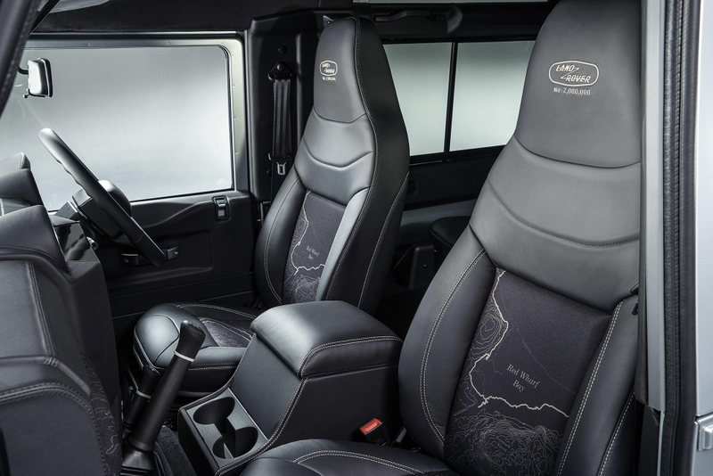 Illustration for article titled The 2 Millionth Land Rover Defender Was Built By Fans Like Bear Grylls